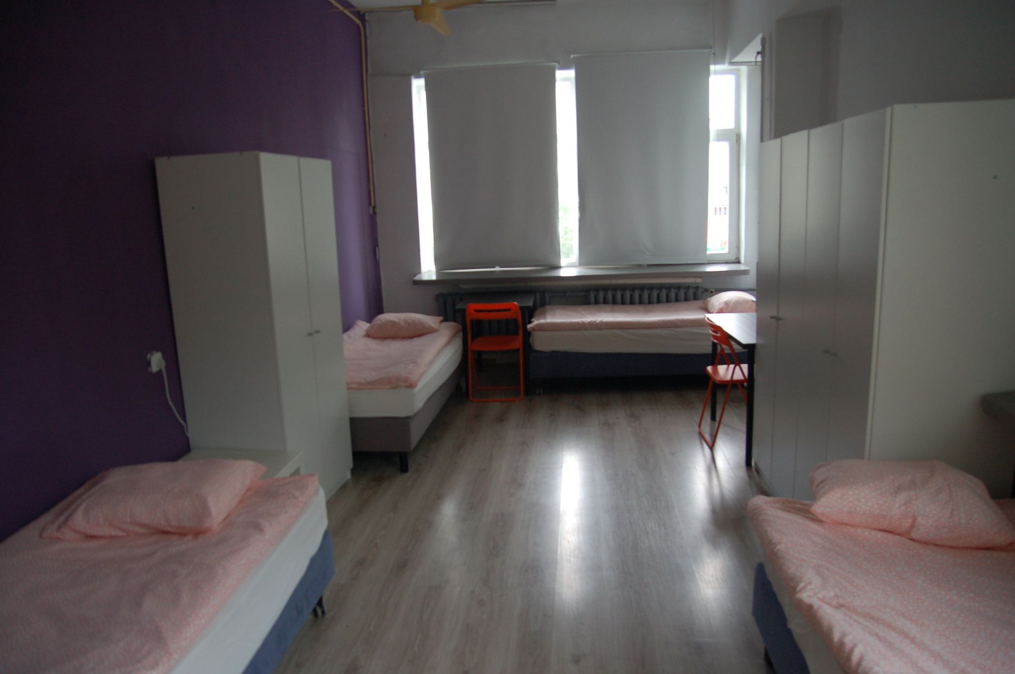 Hostel Family Erasmus Center Warsaw Exterior photo